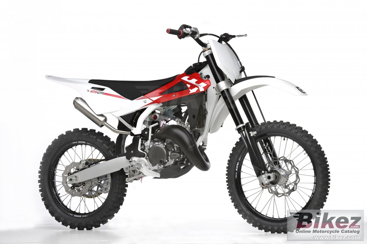 Big Husqvarna cr125 picture and wallpaper from Bikez.com